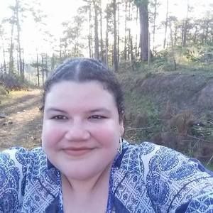 Meet your Posher, Lorena